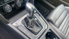 Volkswagen Passat 1.4 TSI PHEV GTE Advance 4dr DSG Saloon